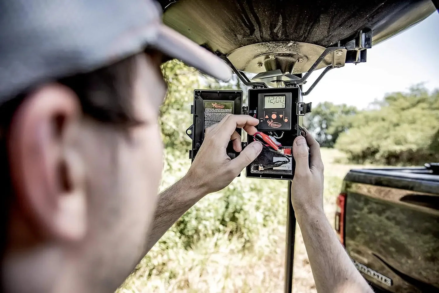 225 lb Game Feeder with Digital Timer